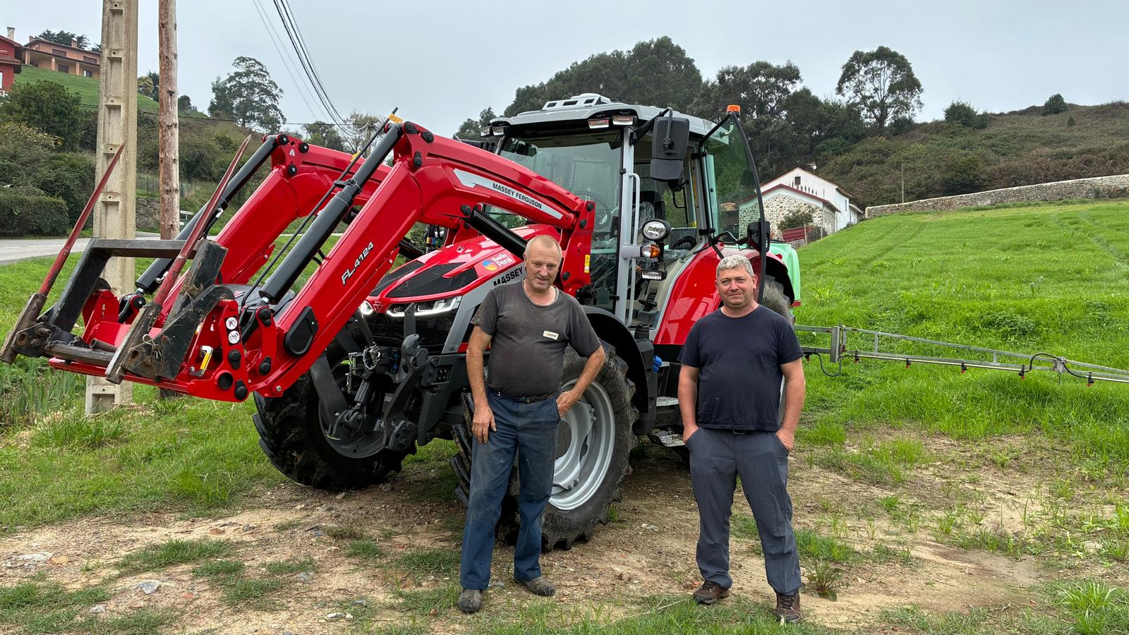Entrega MF 5S.135 con pala
